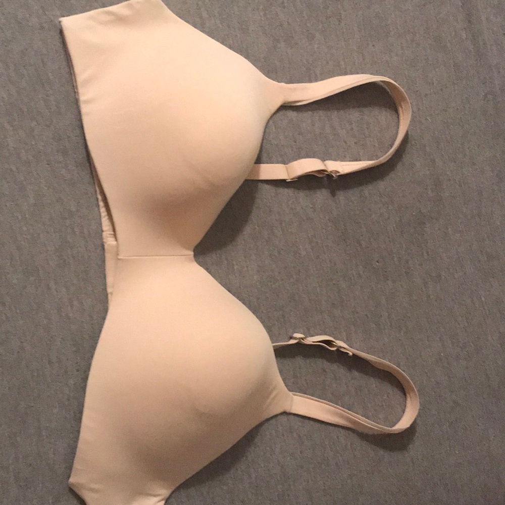 Hanes bra